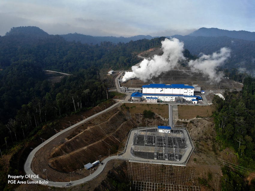 Geothermal power plant in Lumut Balai, South Sumatra, Indonesia, generating 2ร55 MW of electricity โ part of the countryโs roadmap toward net-zero emissions by 2060 through expanded renewable energy and regional cooperation. Geothermal power plant in Lumut Balai, South Sumatra, Indonesia, generating 2ร55 MW of electricity โ part of the countryโs roadmap toward net-zero emissions by 2060 through expanded renewable energy and regional cooperation.