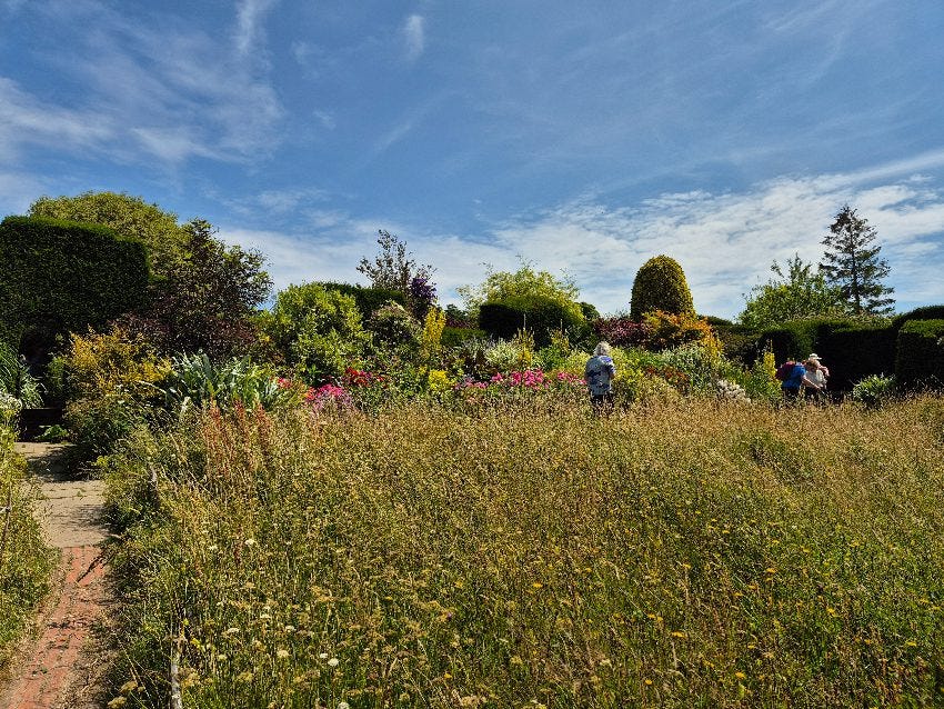 Long Border at Great Dixter copyright Anne Wareham 