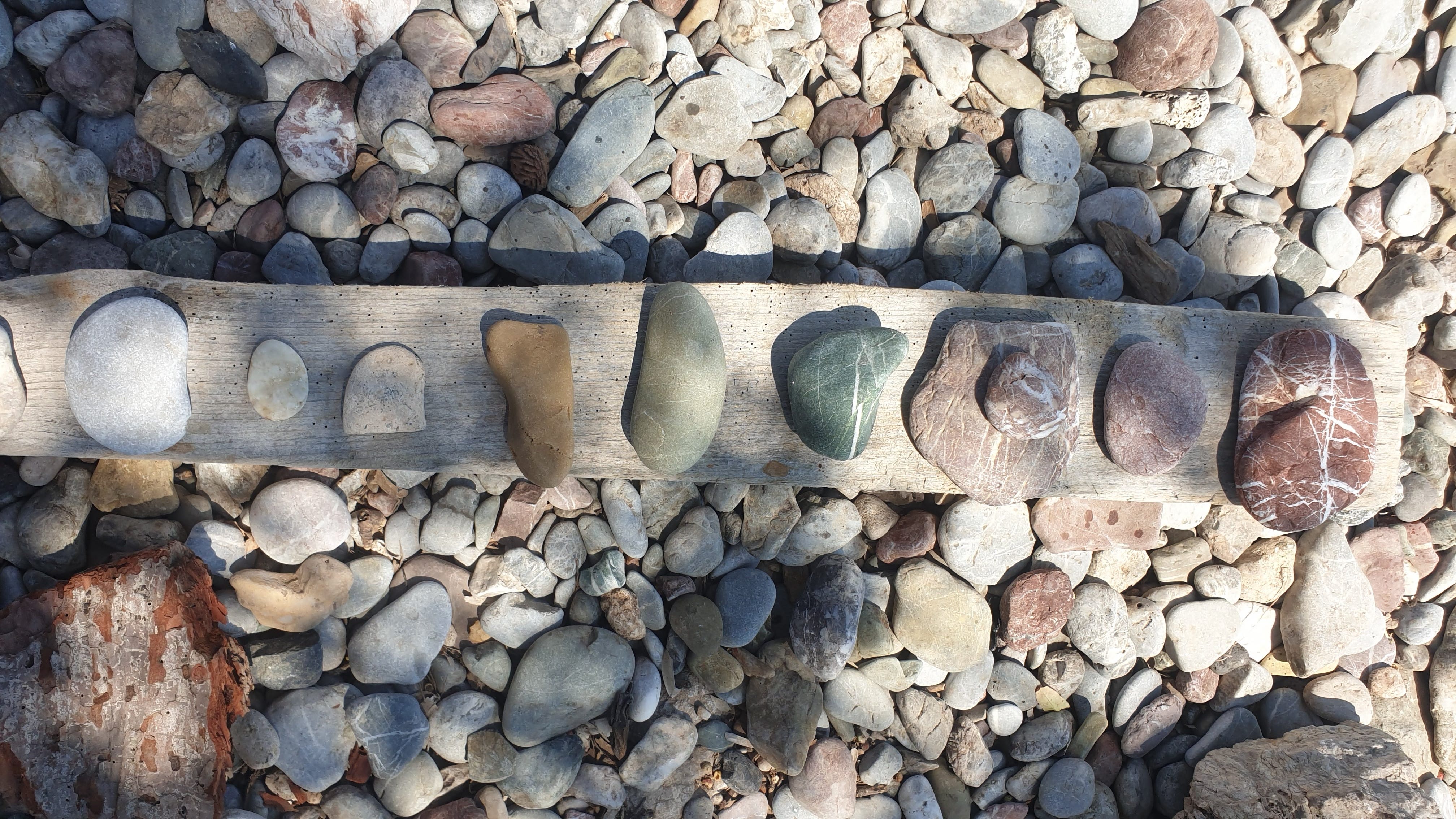 Skumle små gleder - by Kristin Hammerås, image size:4032x2268