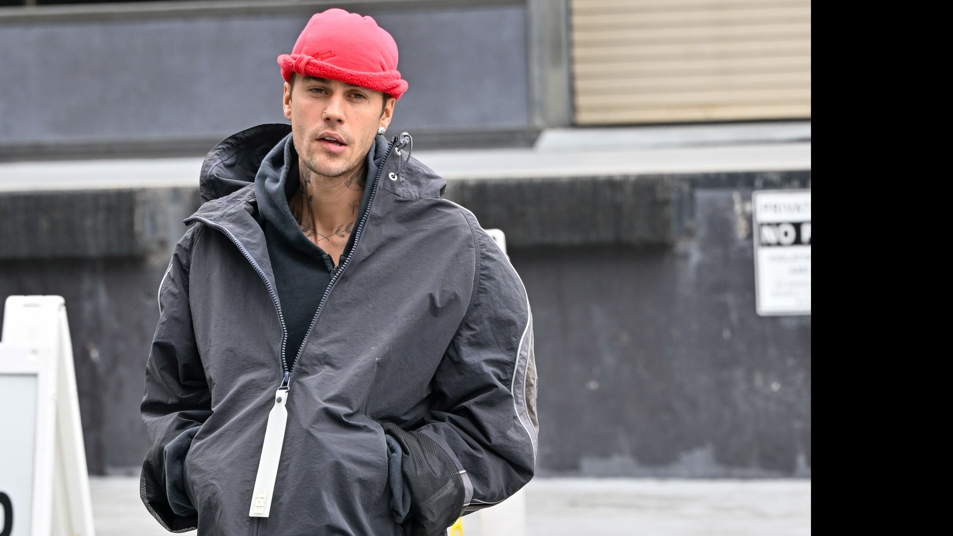 Justin Bieber, Hailey Baldwin Have a Picnic After Kanye West Visit | Us  Weekly, image size:3100x1744