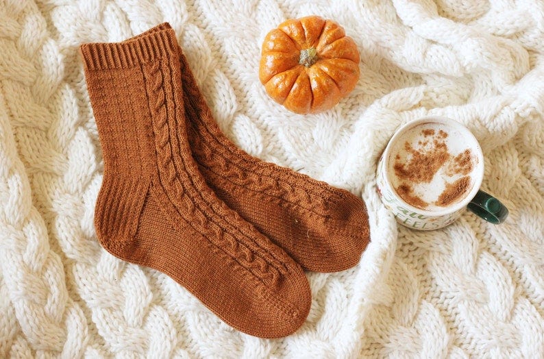 Pumpkins & Spice, An Autumn sock pattern image 1
