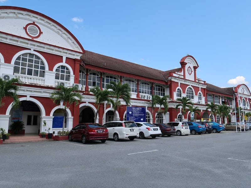 District admin building