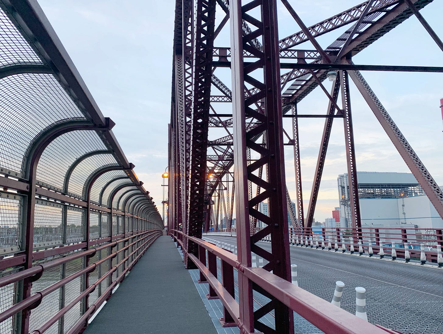 Protected sidewalk over Roosevelt Island Bridge