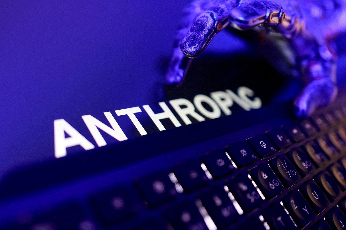 US judge approves Anthropic's $1.5 billion settlement of copyright lawsuit  | Reuters