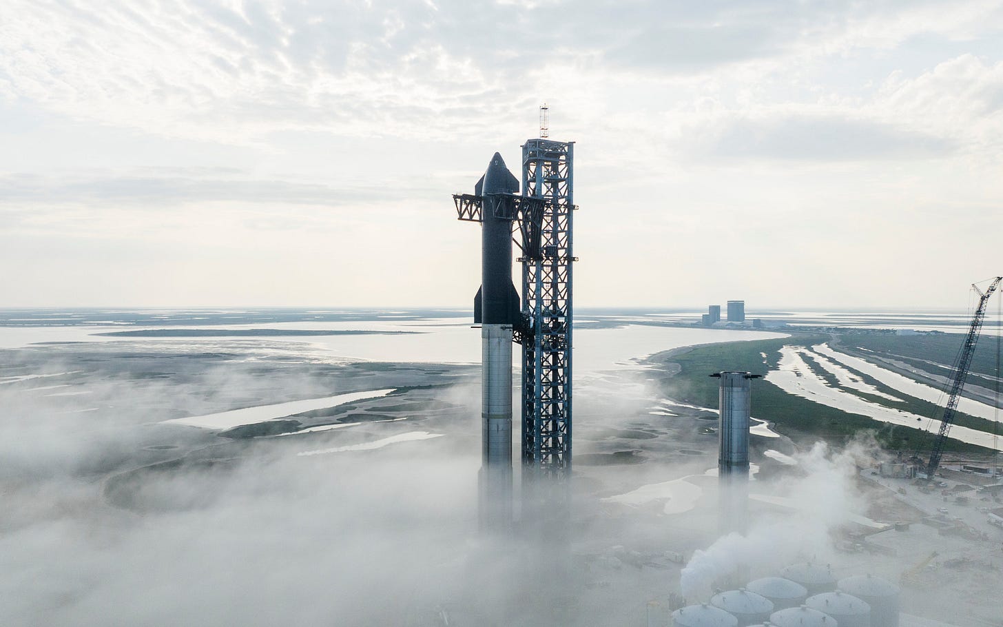 SpaceX performs a cryogenic proof test of a fully-stacked Starship in