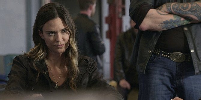 Walker Geri trying to pay Oswald in bust. Walker Geri trying to pay Oswald in bust.