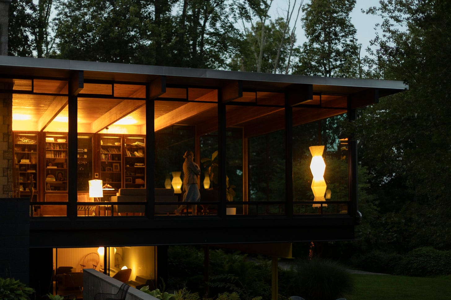 GERALD LUSS HOUSE1.jpg