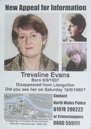The mystery of Trevaline Evans 🏴󠁧󠁢󠁷󠁬󠁳󠁿 It has now been 32 years  since the disappearance of Trevaline Evans. In my photos I have  photographed the old shop, the newsagent and her old