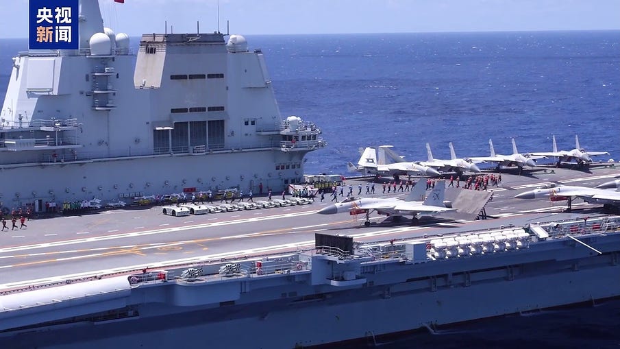 The flight deck of the Shandong The flight deck of the Shandong