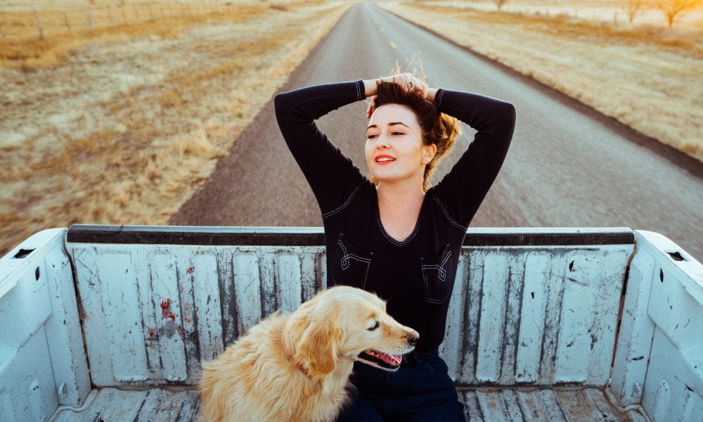 Jess Williamson Shares New Song "Time Ain't Accidental": Listen