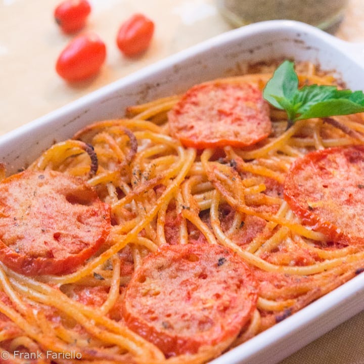 Bucatini alla pizzaiola
