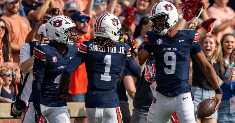 Record-breaking start by Deuce Knight - On3