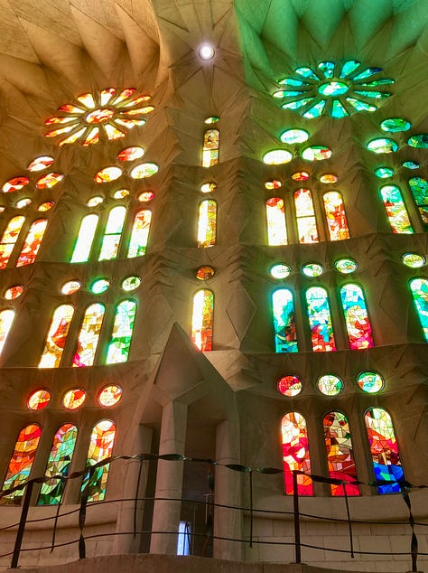 Pictures of Barcelona: cathedrals, statues, architecture, stained glass windows