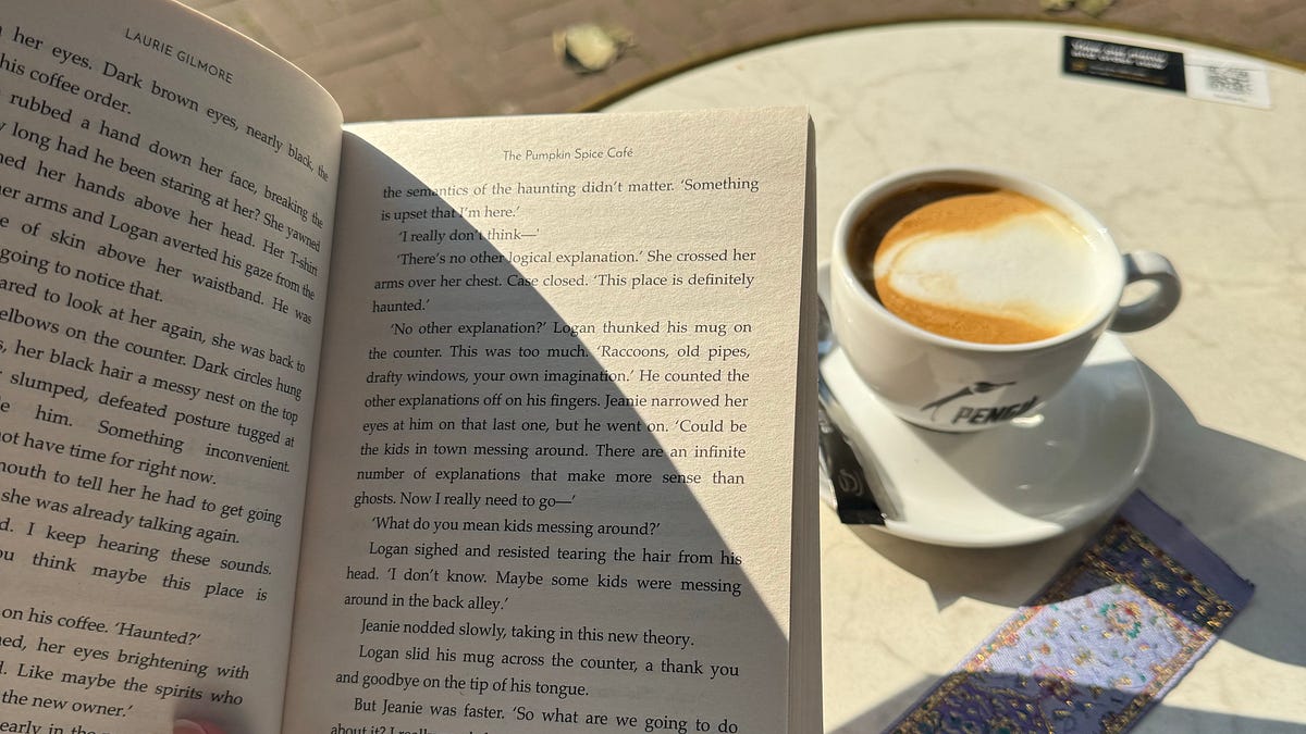 Thumbnail of What helped me reach 10,000 subscribers in 15 weeks