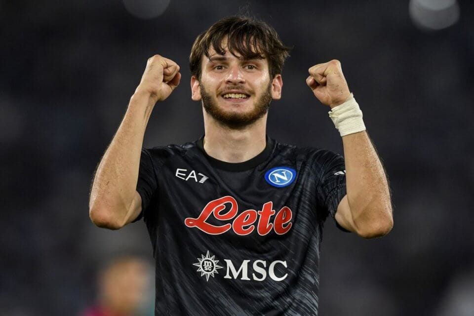 Khvicha Kvaratskhelia reveals first idol was Real Madrid icon - Football  España