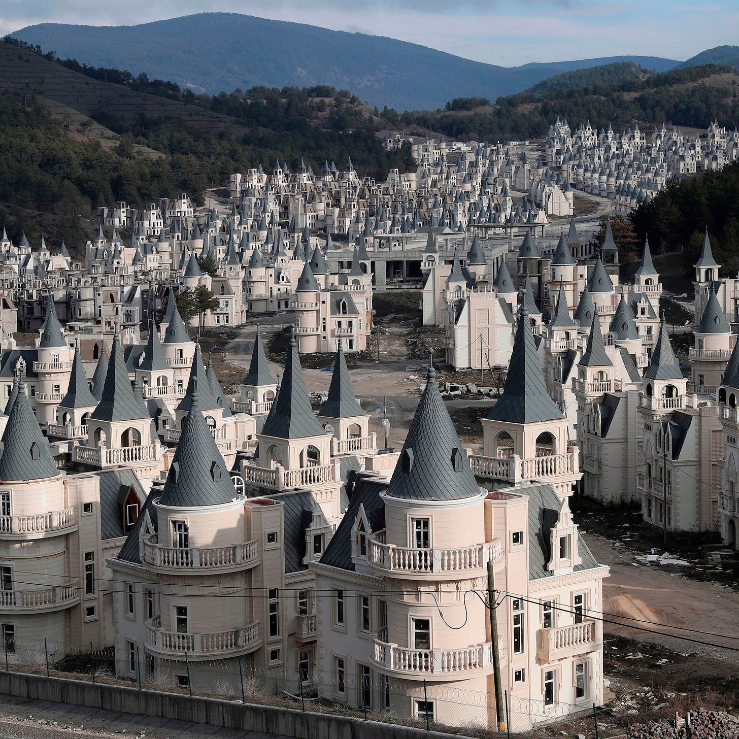 Burj Al Babas: Inside an Abandoned Town of Disney-esque Castles |  Architectural Digest