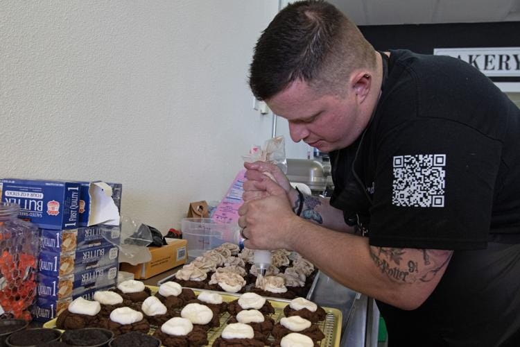 New bakery offering gourmet sweets to celebrate grand opening in Roseburg. | Business | nrtoday.com New bakery offering gourmet sweets to celebrate grand opening in Roseburg. | Business | nrtoday.com