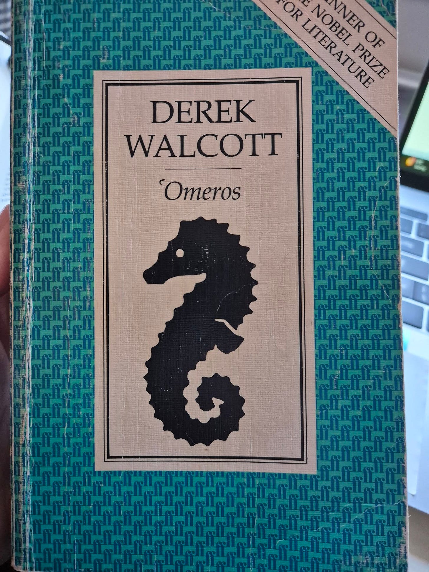 May be an image of text that says 'OR LITERATURE ceжHOKE ATURE NOBEL VNER VNER NOBEY PRIZE PAΥЛB OF DEREK WALCOTT S Omeros'