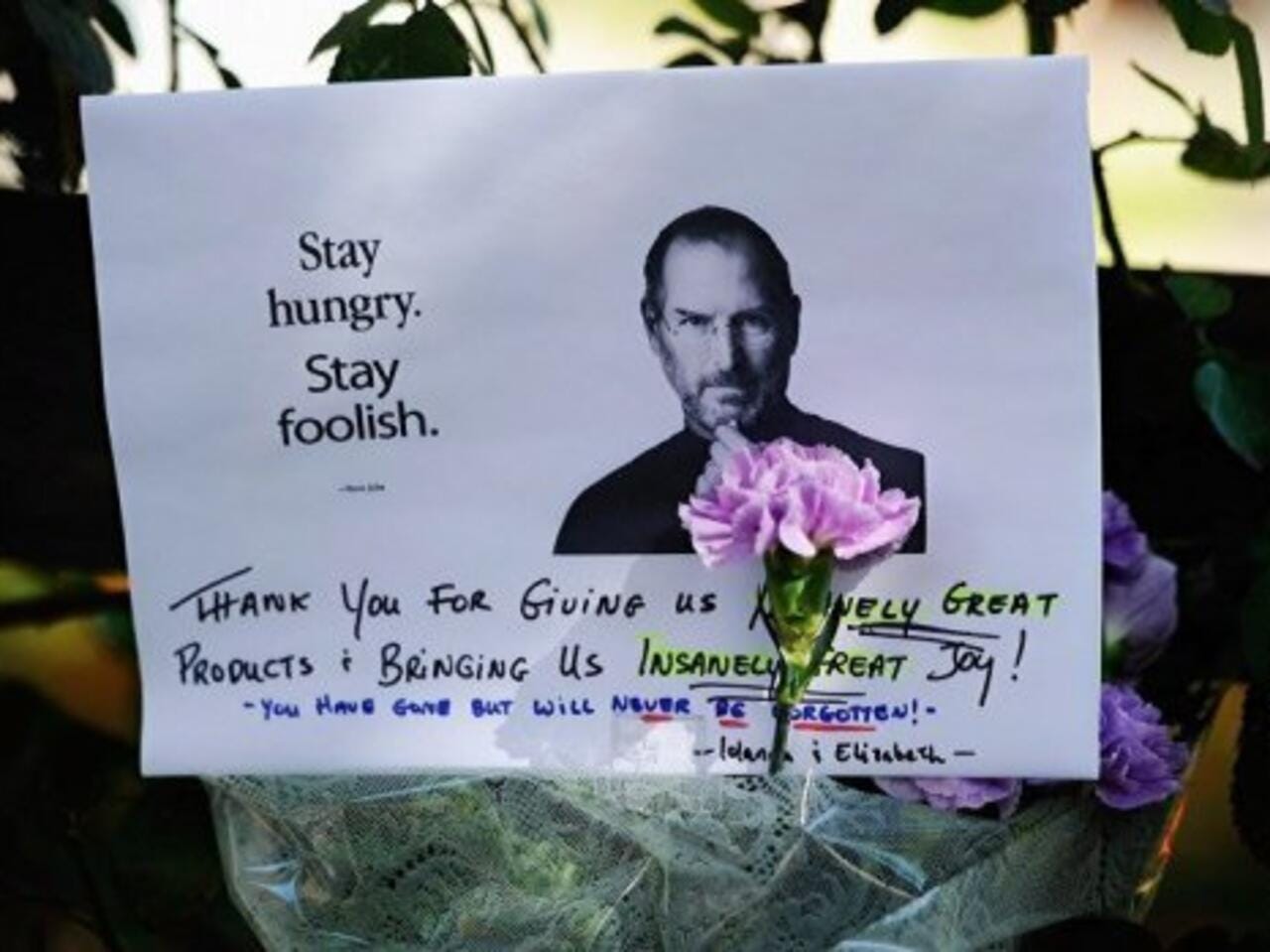 Steve Jobs died of respiratory failure, official results say - France 24