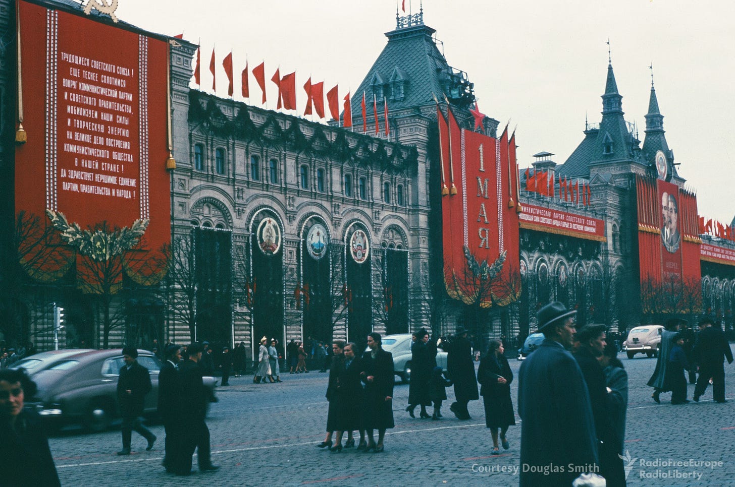The American diplomat whose secret photographs unveiled 1950s Soviet life. The American diplomat whose secret photographs unveiled 1950s Soviet life.