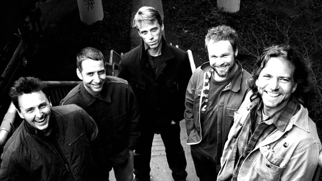 Pearl Jam - Smile (lyrics) - YouTube
