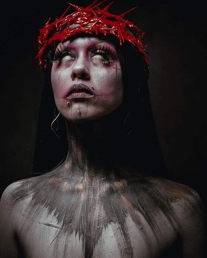 Photos of Jeanelle as one of Missy's main models for her work