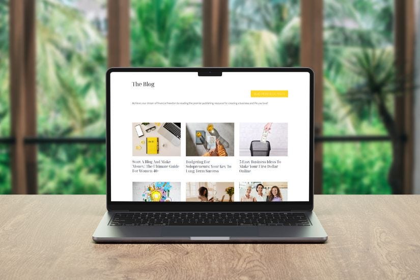 Blog vs. Substack: How to Use Both to Build Your Online Empire