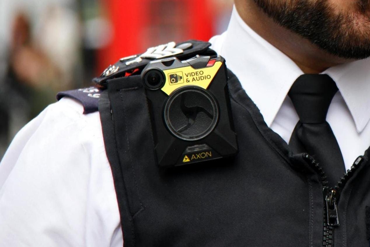 https://www.standard.co.uk/s3fs-public/thumbnails/image/2016/10/17/08/body-worn-camera.jpg