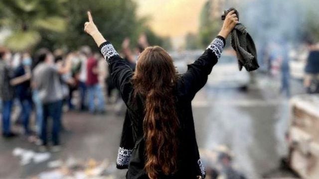 حجاب‌بان»؛ طرح جدید حکومت برای مقابله با بی‌حجابی - BBC News فارسی