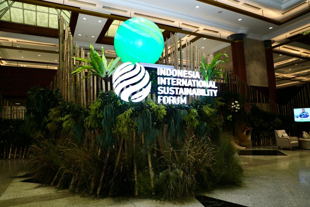 Delegates at the Indonesia Sustainable Forum 2025 in Jakarta stand near a bamboo installation symbolizing resilience and sustainability — highlighting bamboo’s role in green growth, community empowerment, and climate action across Southeast Asia. Delegates at the Indonesia Sustainable Forum 2025 in Jakarta stand near a bamboo installation symbolizing resilience and sustainability — highlighting bamboo’s role in green growth, community empowerment, and climate action across Southeast Asia.