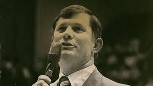 Marty O'Neill as the announcer ... Marty O'Neill as the announcer ...