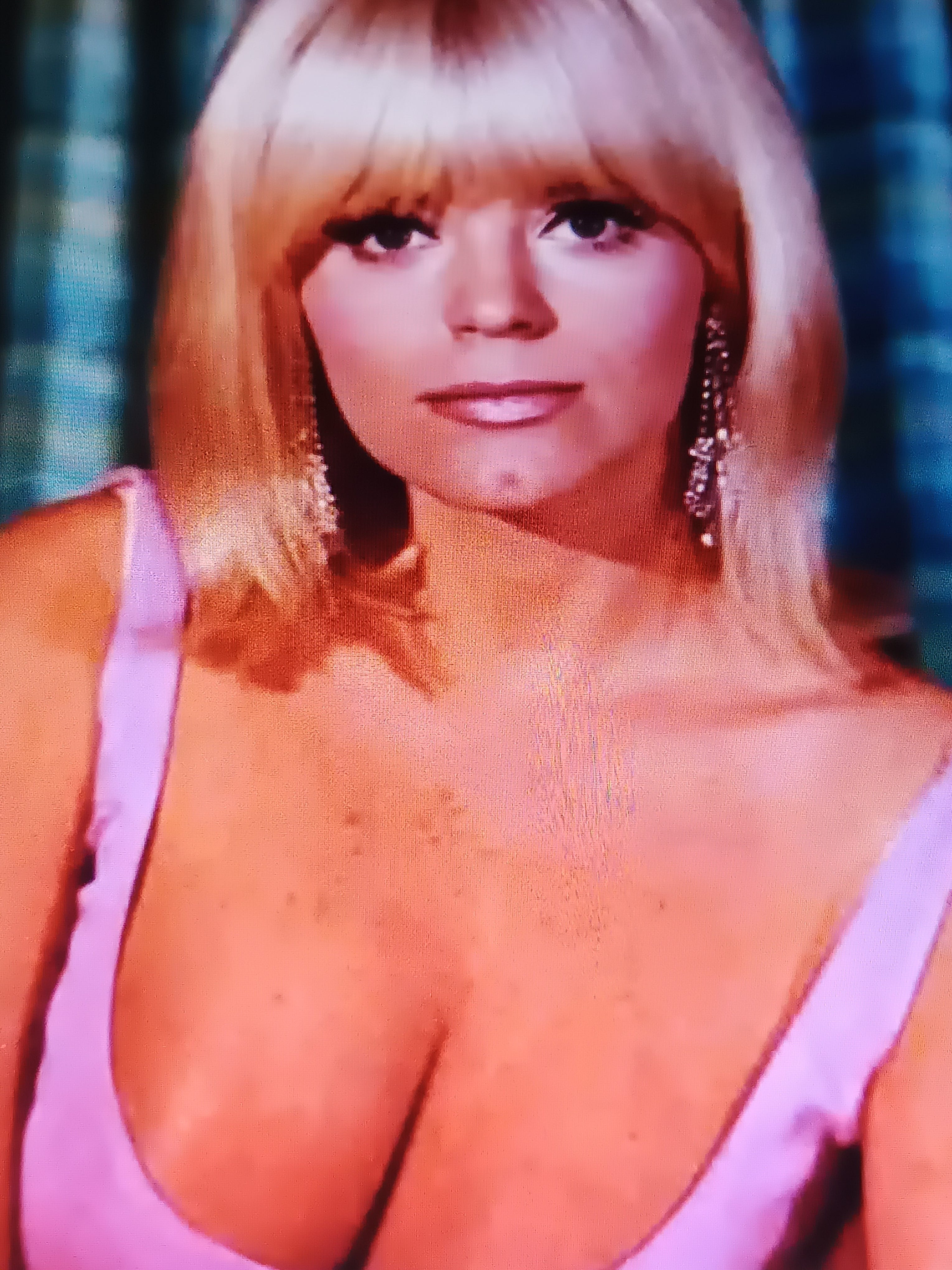 THE SUSPICIOUS CASE OF CAROL WAYNE - by Final Cut