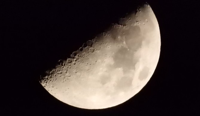 Flat Earth Half Moon