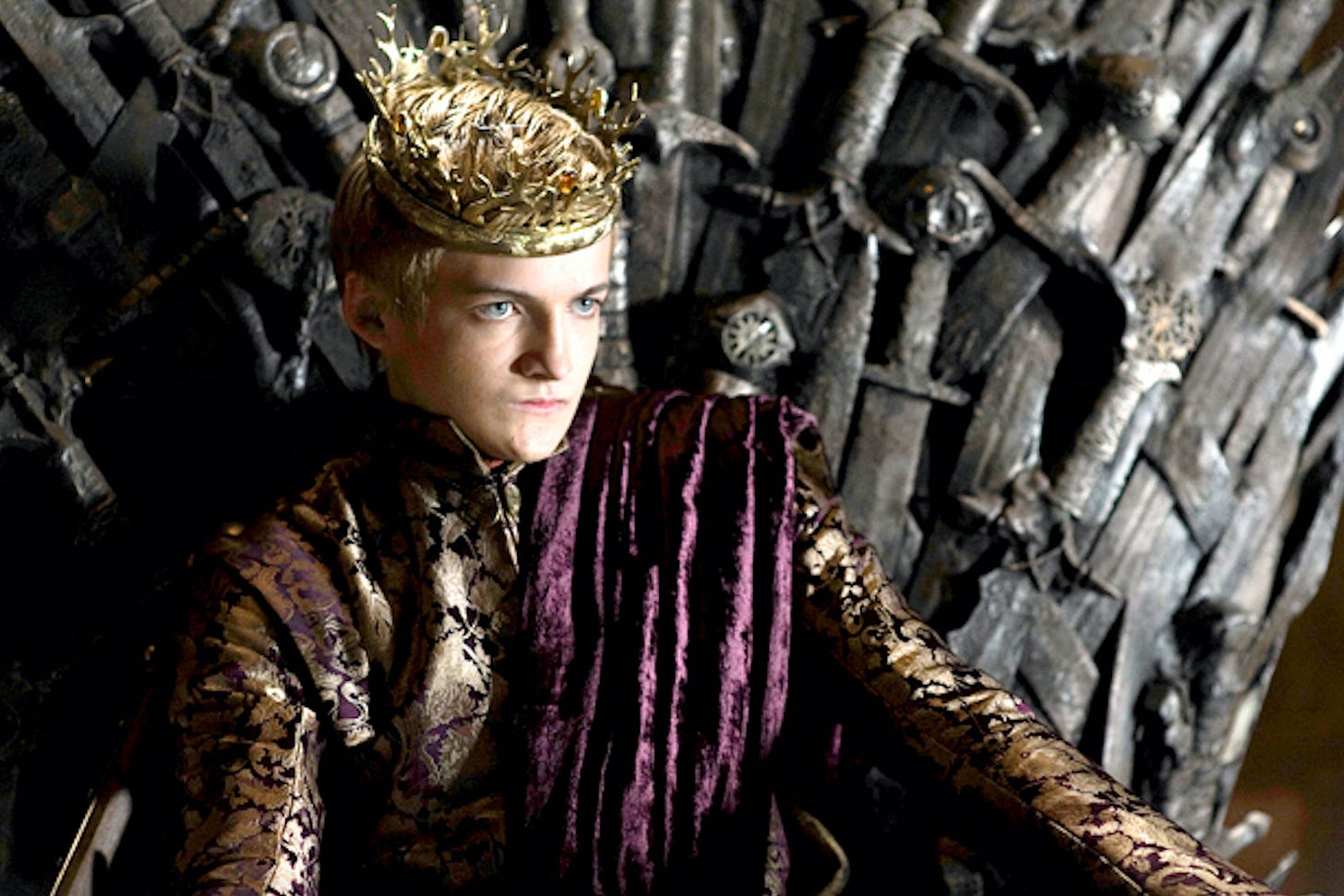 Rei Joffrey no Trono de Ferro. Rei Joffrey no Trono de Ferro.
