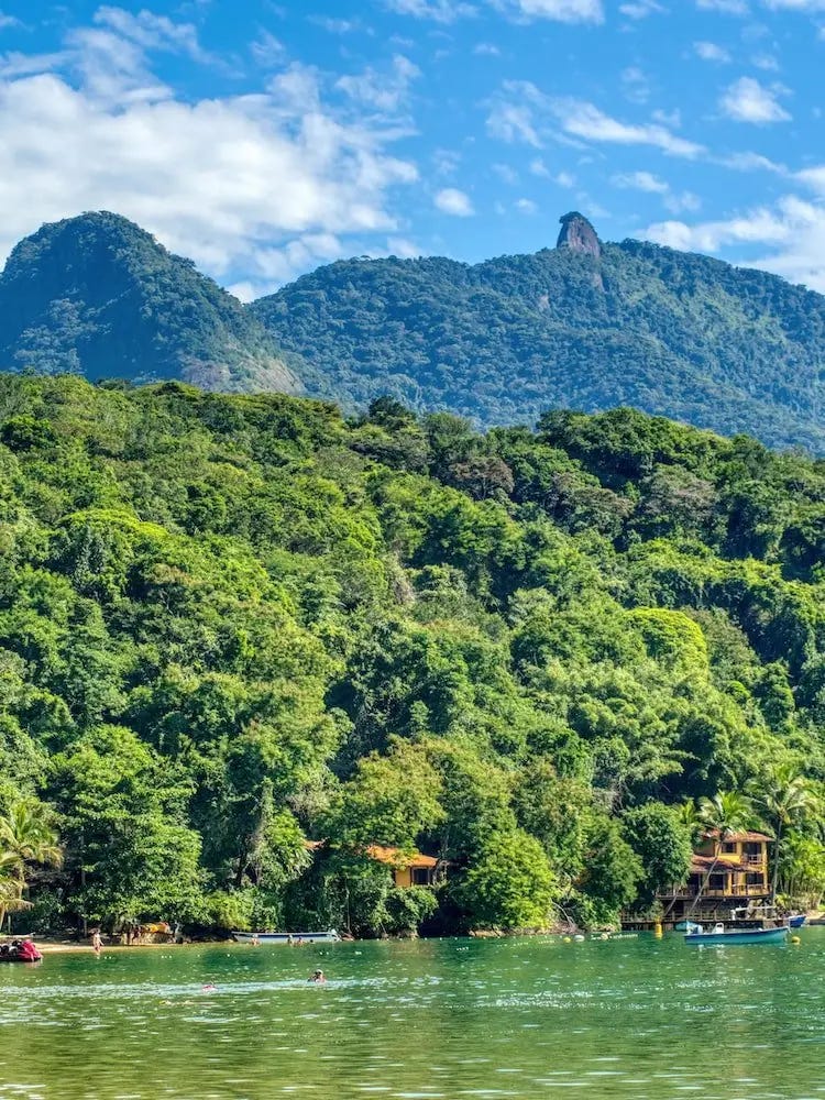 View back to Abraao from Abraaozinho
