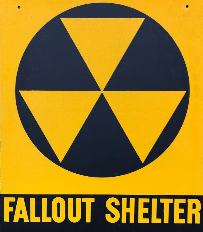 A yellow and black sign with a blue circle and a black circle with white text

AI-generated content may be incorrect.