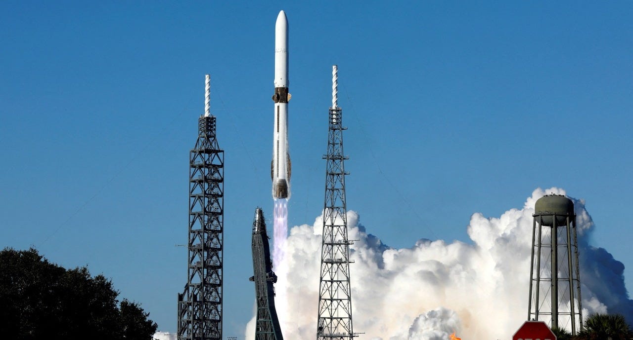 How Jeff Bezos' Blue Origin Plans to Beat Elon Musk's SpaceX to the Moon -  WSJ