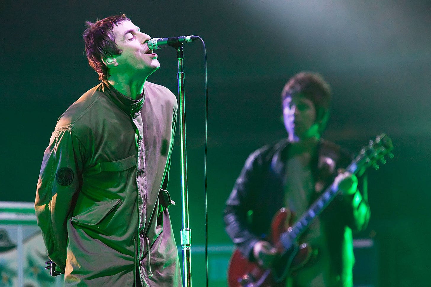 Watch Oasis Play 'I Am The Walrus' at Final Show Before Bitter Breakup Watch Oasis Play 'I Am The Walrus' at Final Show Before Bitter Breakup