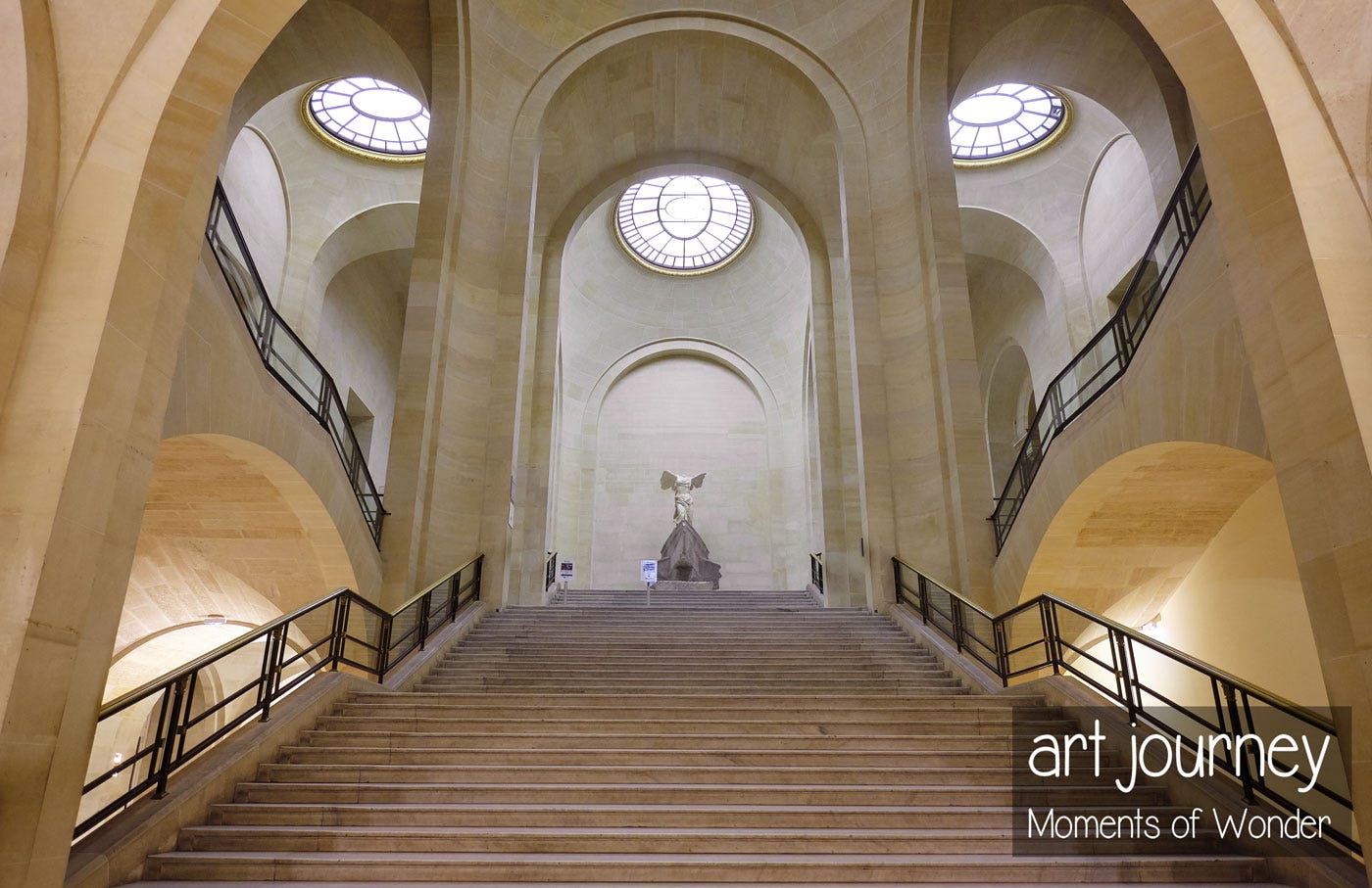 Daru staircase Winged Victory