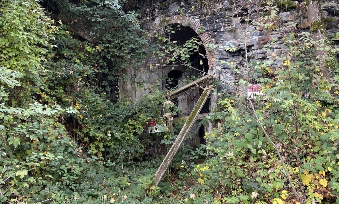 Ways in: Fort des Quatre Seigneurs