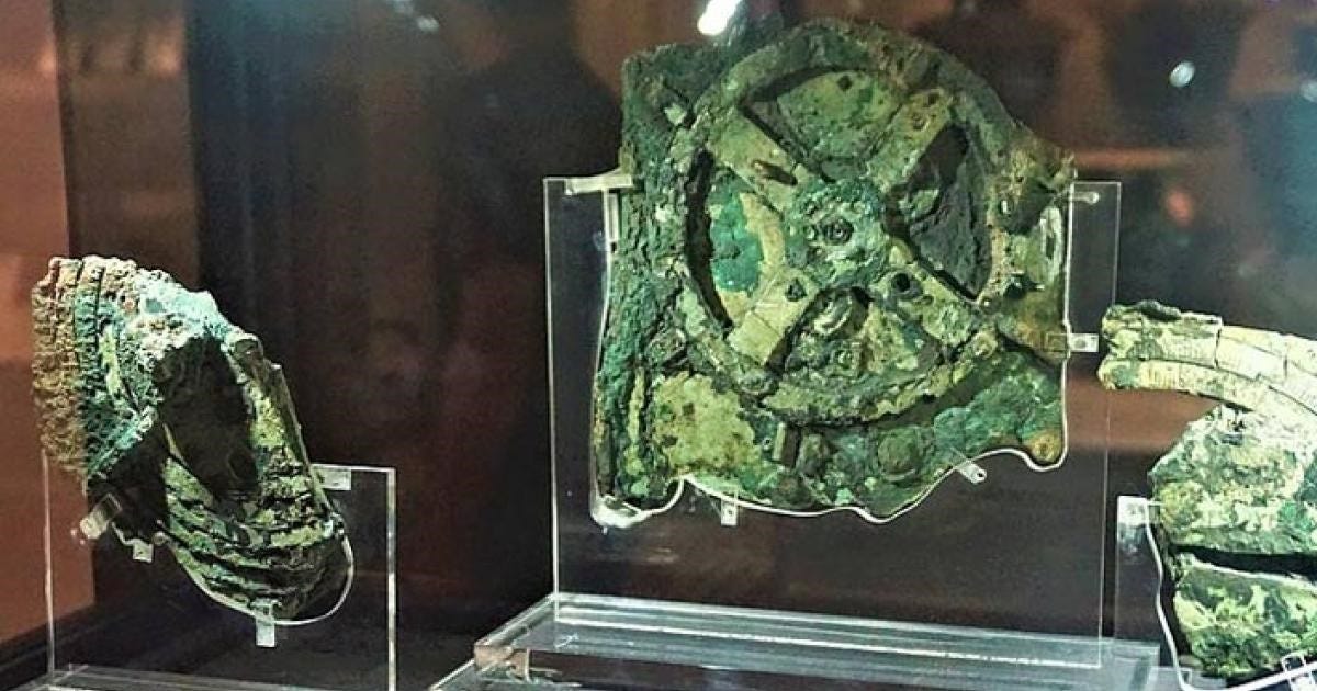 Antikythera Mechanism on display at the National Archaeological Museum, Athens. Source: Joyofmuseums/CC BY-SA 4.0