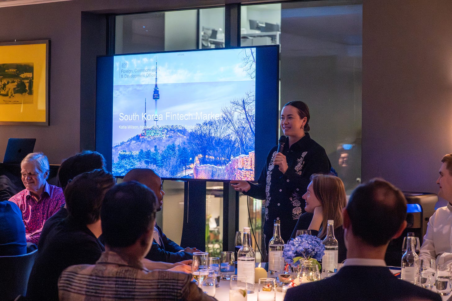 Katie Wilson, presenting the South Korea Fintech Market introduction