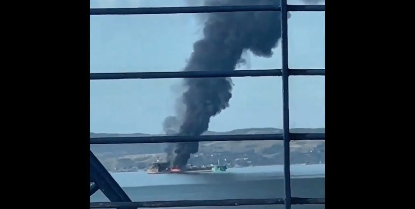 TankerBurning_KerchStrait_01.png