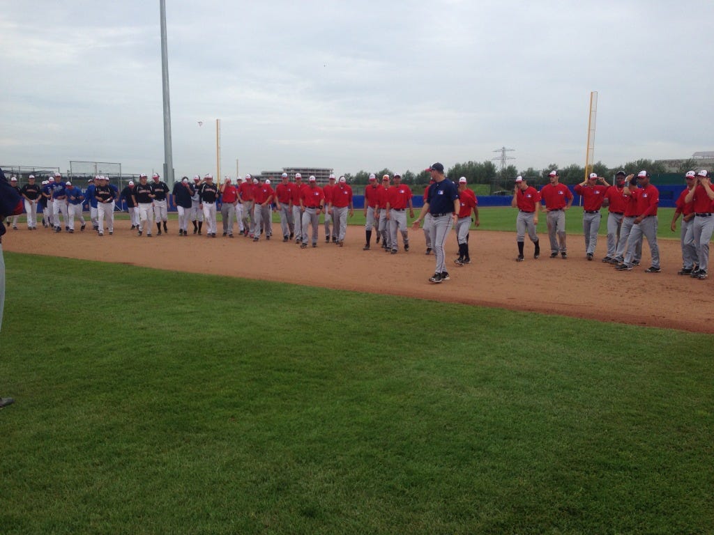 Steve Finley going over the finer points of base running and post WWII European economics with the guys.