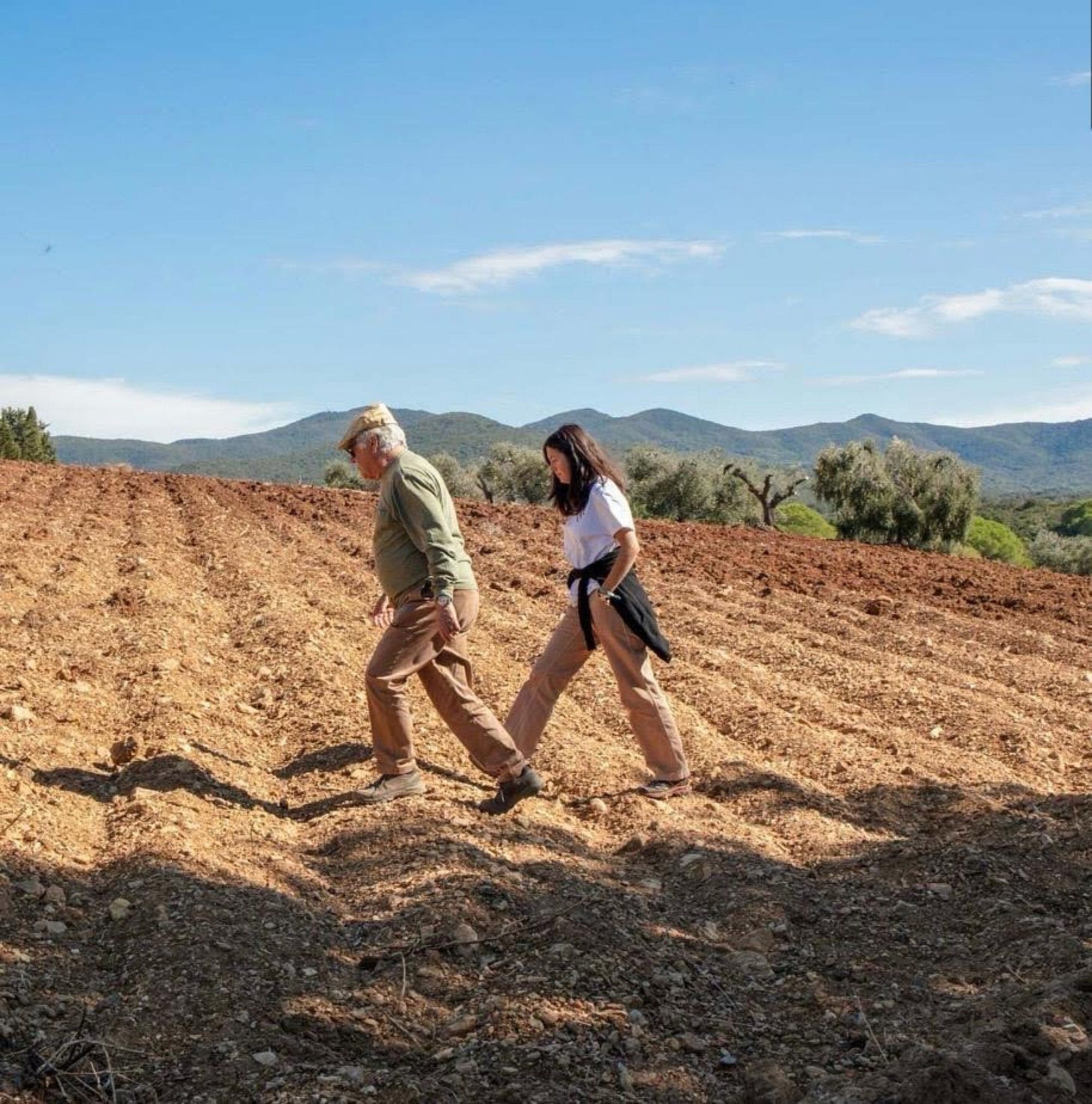 Lodovico and Sophia Antinori in the vineyard Lodovico and Sophia Antinori in the vineyard