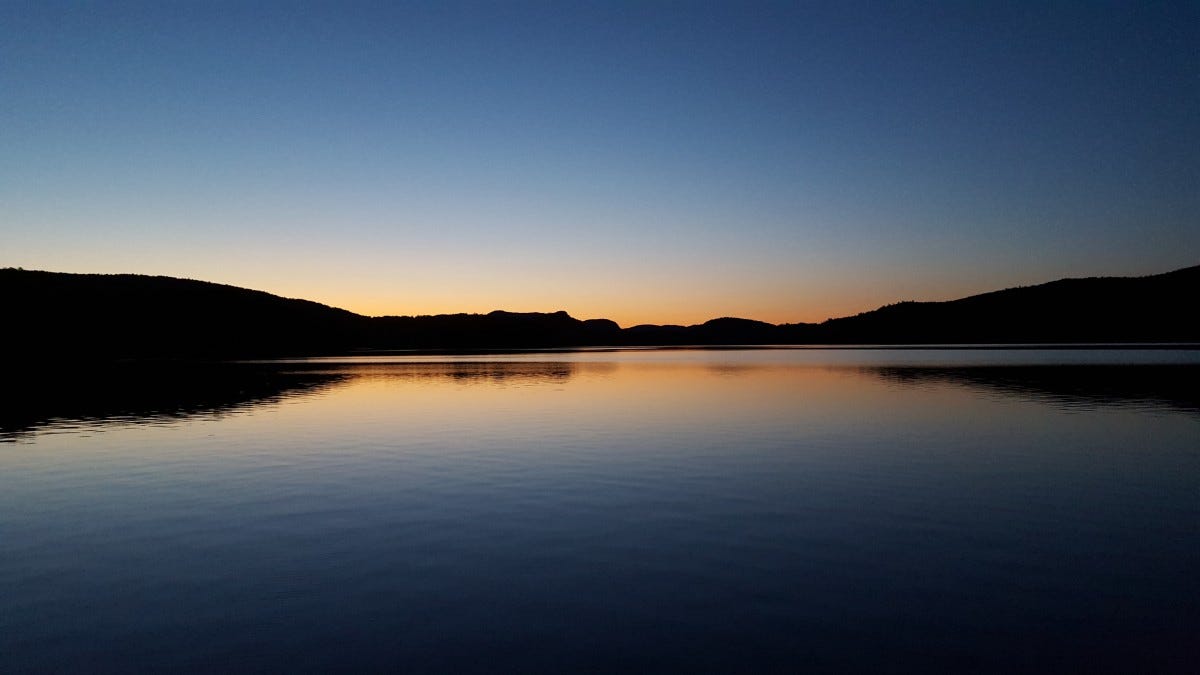 landscape sea horizon mountain cloud sunrise sunset night morning lake dawn river dusk evening reflection reservoir body of water loch inspirational landscape atmospheric phenomenon