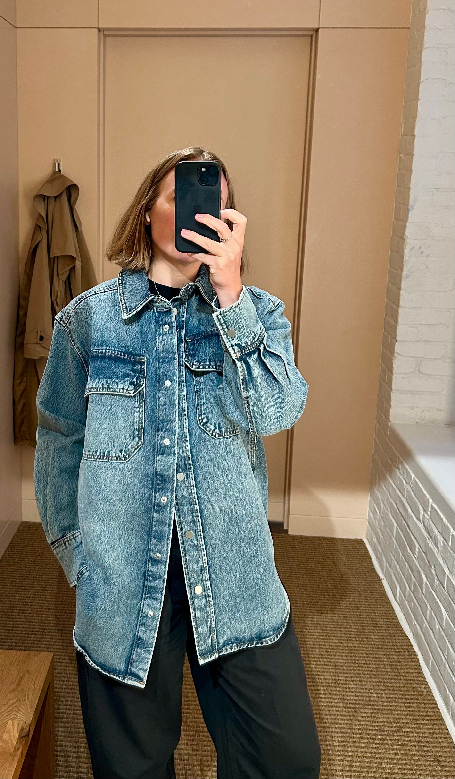 The Substack Universe's Jeans - by Jane Herman