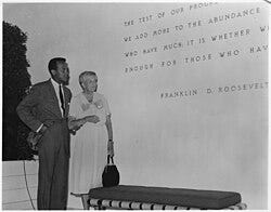 File:Eleanor Roosevelt and Harry Belafonte in Brussels, Belgium - NARA - 196158.jpg