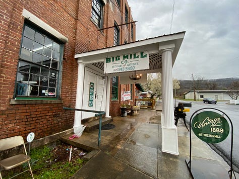 A few of my favorite places in the town of Fort Payne.