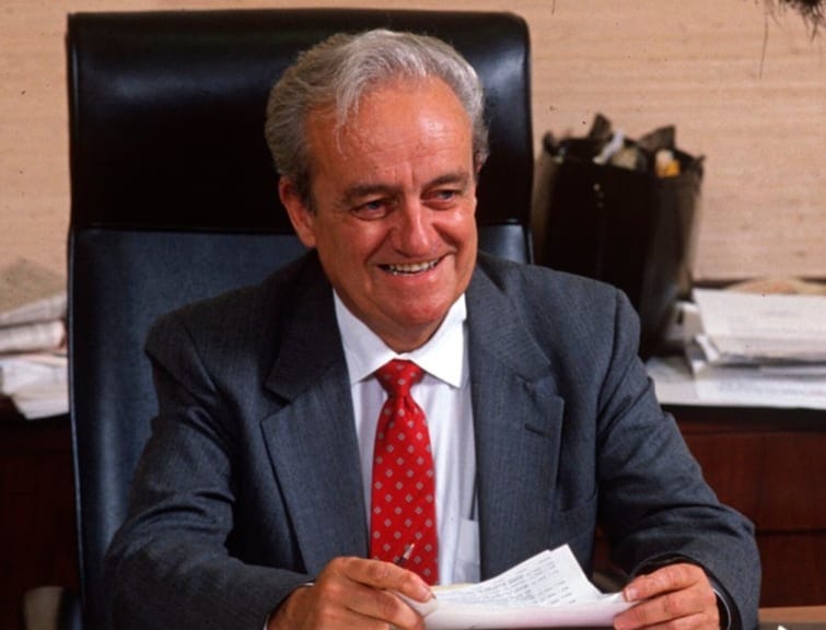 Roland Hemond at his desk.